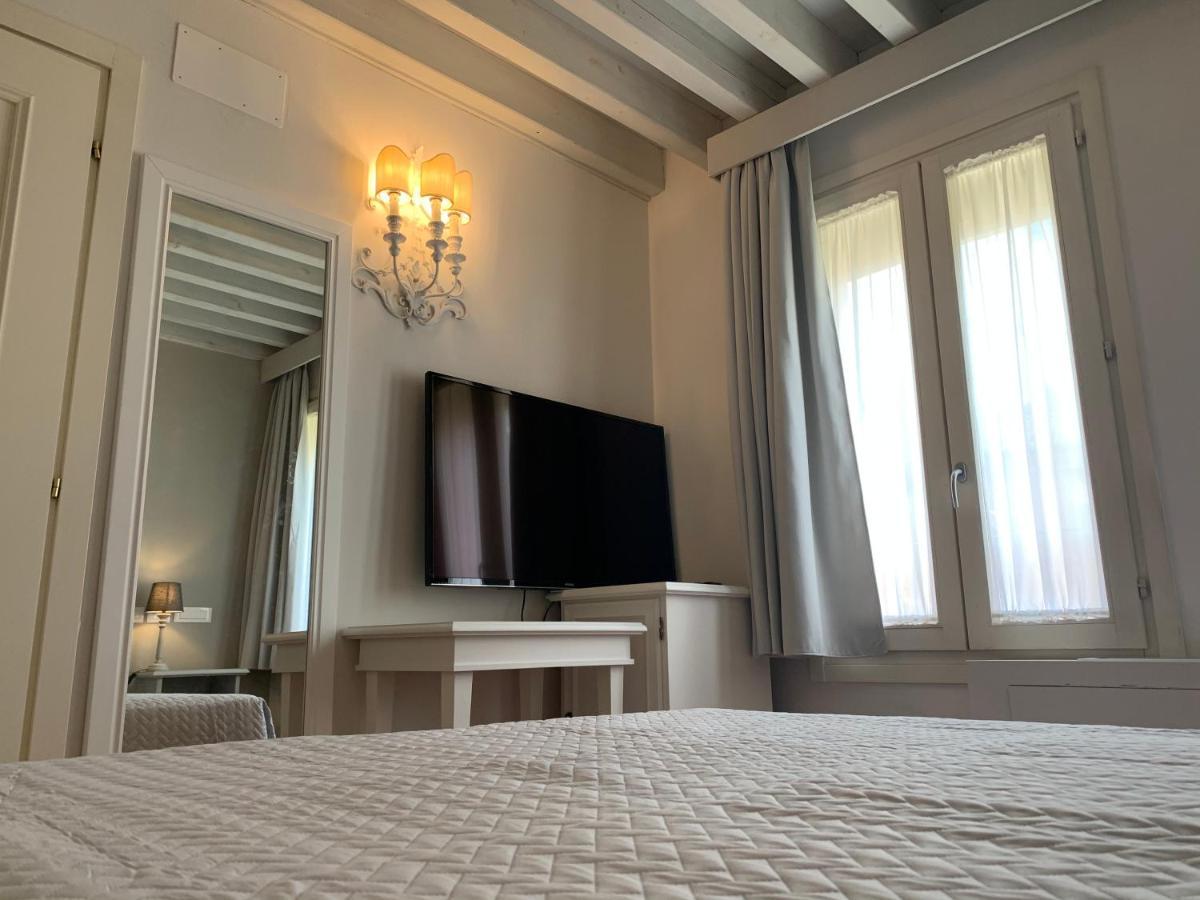 Princess Art Hotel Феррара Экстерьер фото